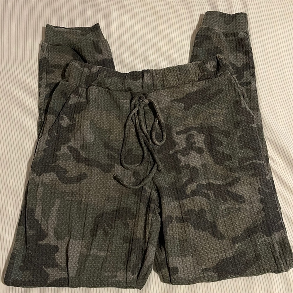 Cami waffle joggers